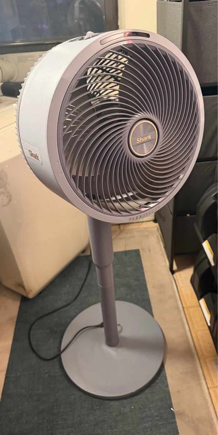 Shark FlexBreeze Indoor/Outdoor Cordless Fan - photo 2