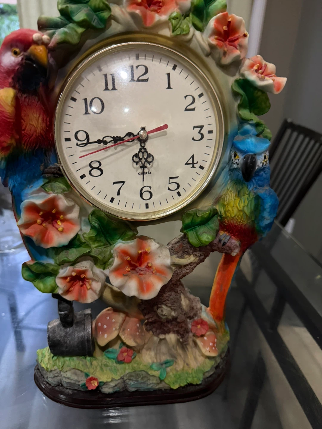 Parrot Themed Quartz Table Clock - photo 2