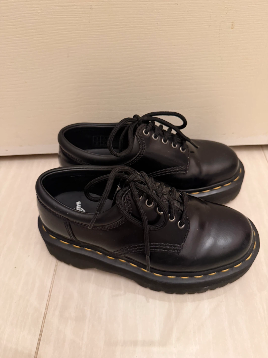 Dr. Martens Black Leather Shoes size 5 - photo 2
