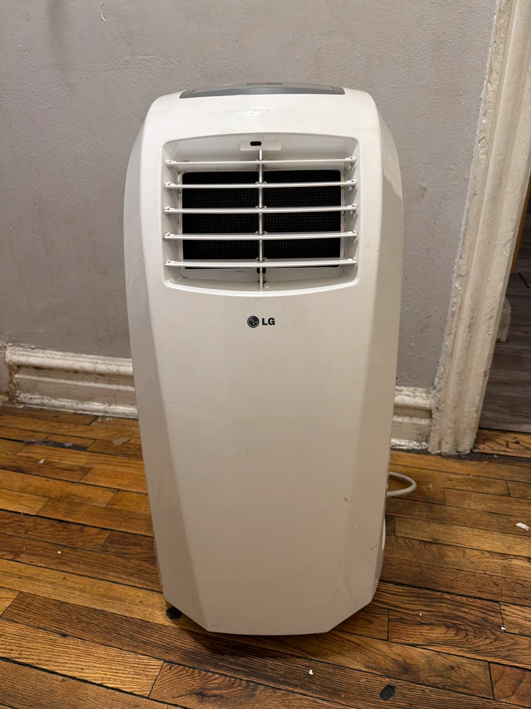 LG Portable Air Conditioner LP0910WN - photo 2