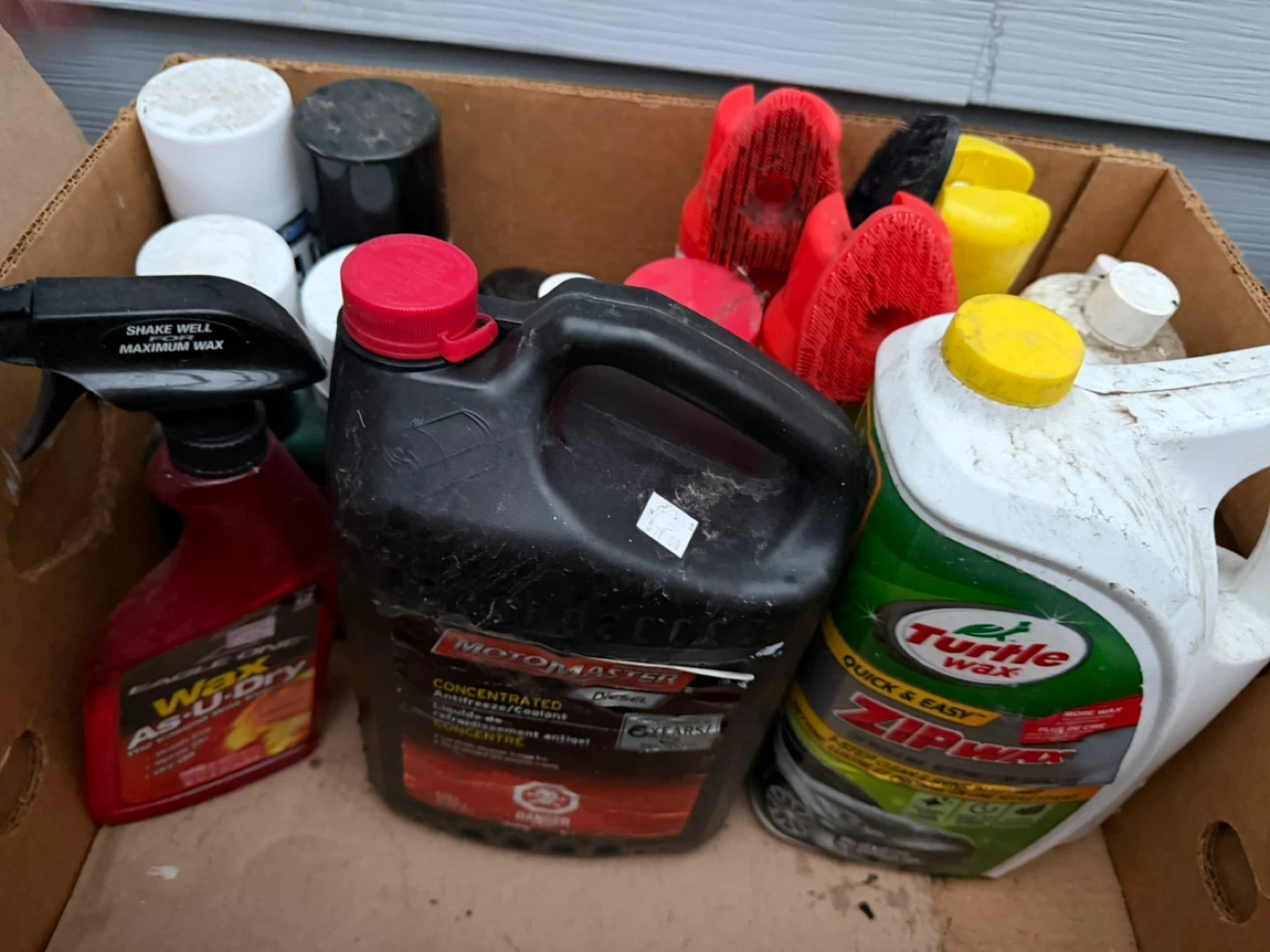 Assorted Car Care Products Lot- all for 25$ - photo 3