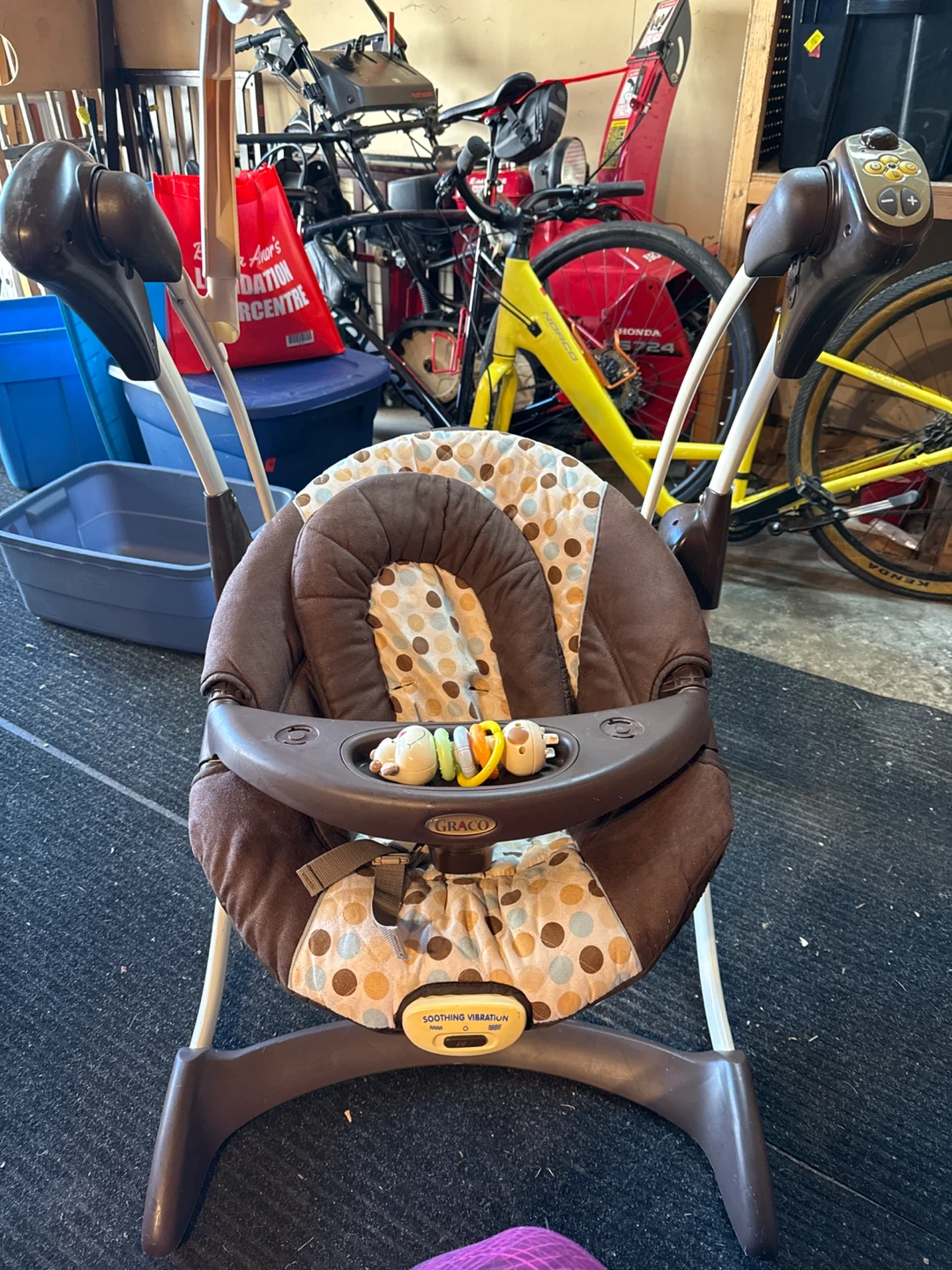Graco Baby Swing with Soothing Vibration