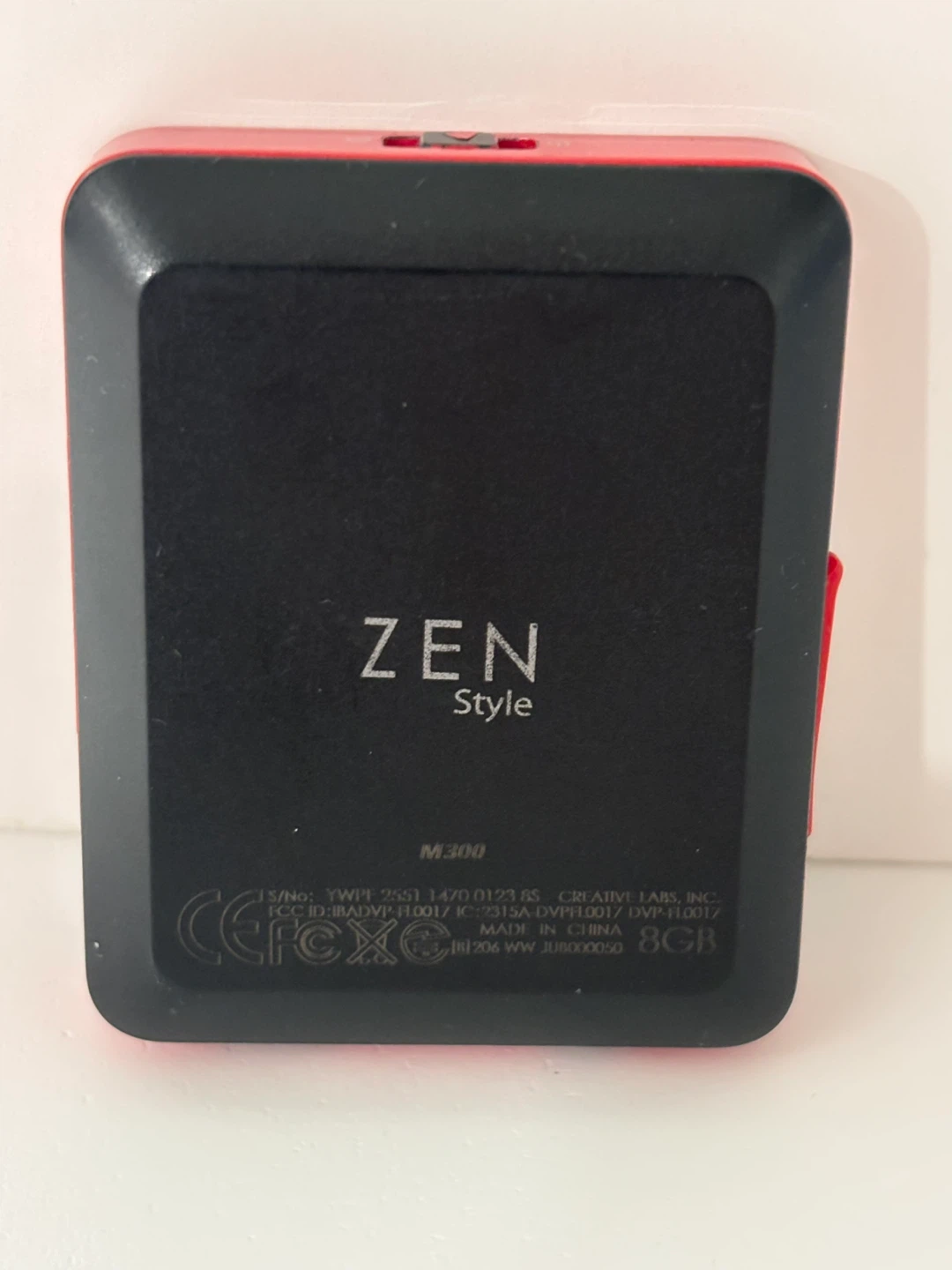 Creative ZEN Style M300 MP3 Player - 8GB - photo 3