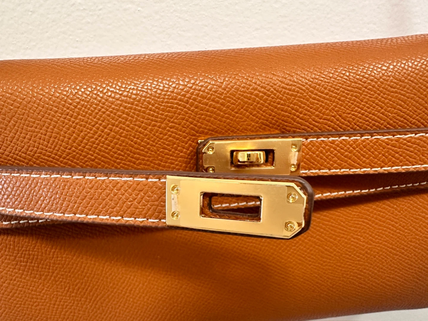 Kelly style shoulder bag - photo 3