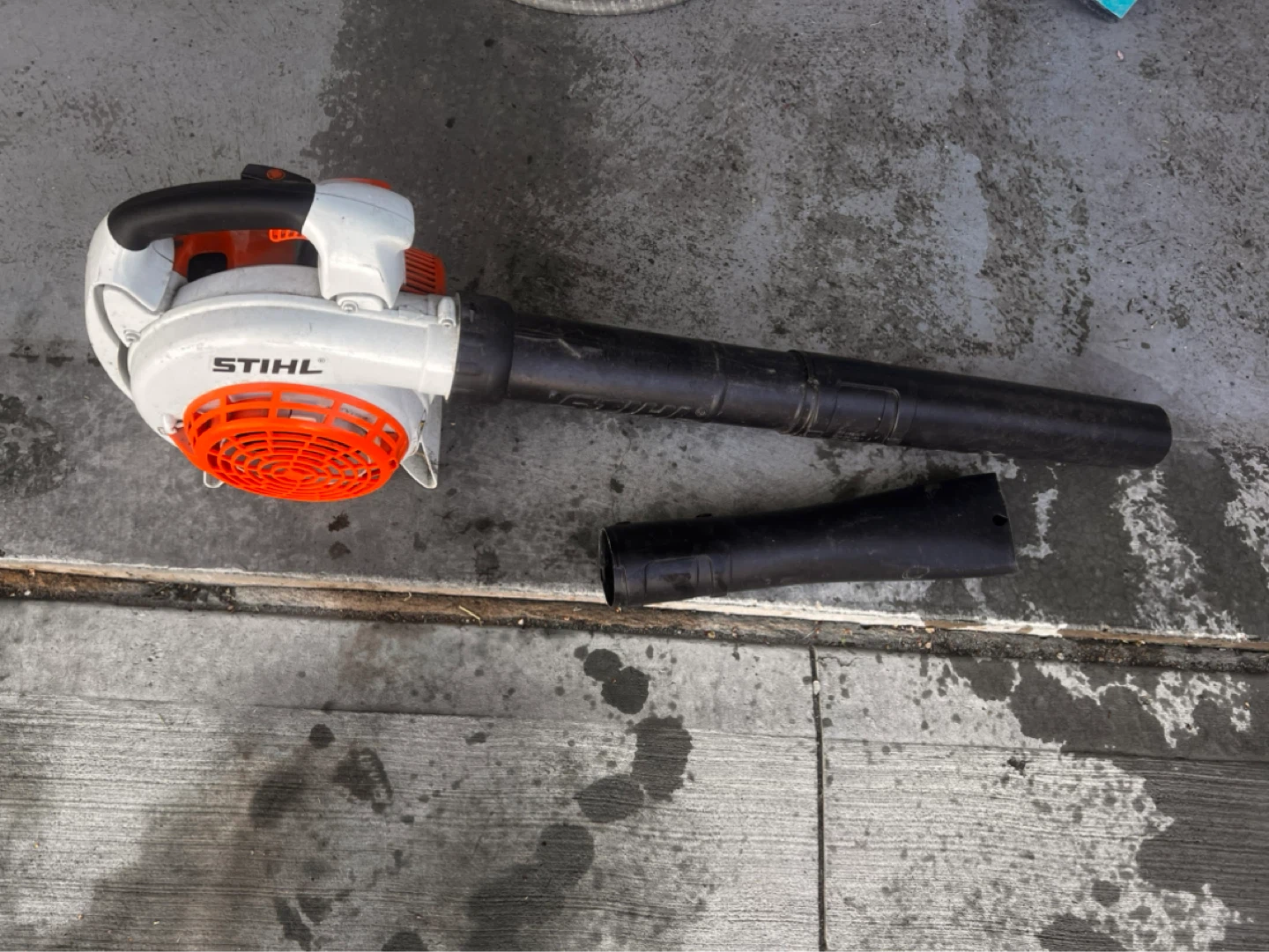 STIHL BG 86 Gas Leaf Blower - photo 2