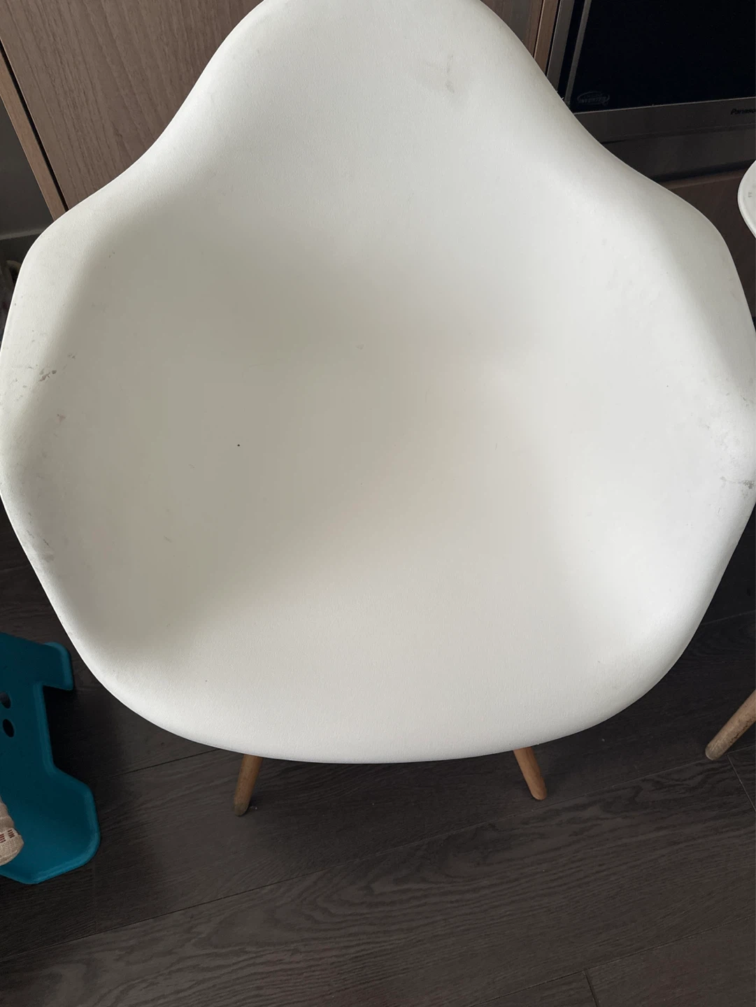 Set of 2 White Modern Dining Chairs - photo 2