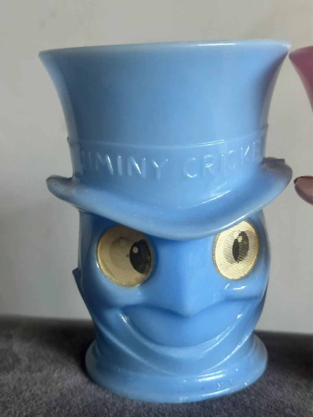 Pair of Jiminy Cricket Pink and Blue Plastic Cups - photo 2