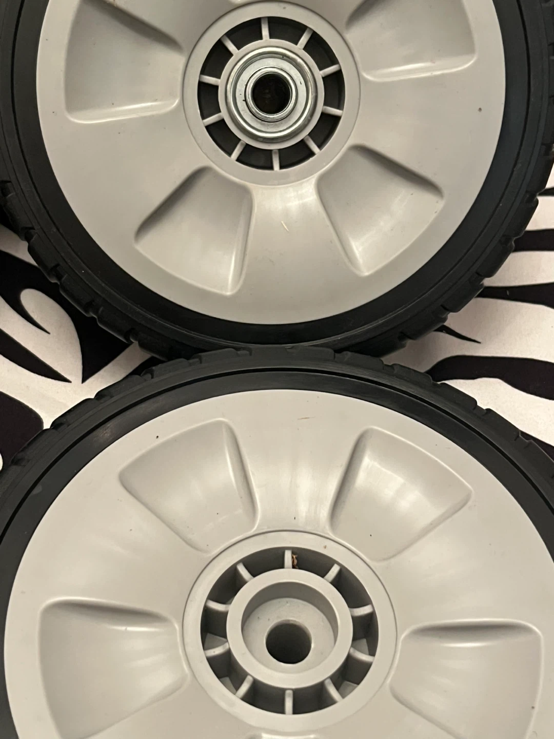 🛞 Set of 4 Replacement Wheels 🛞 - photo 5