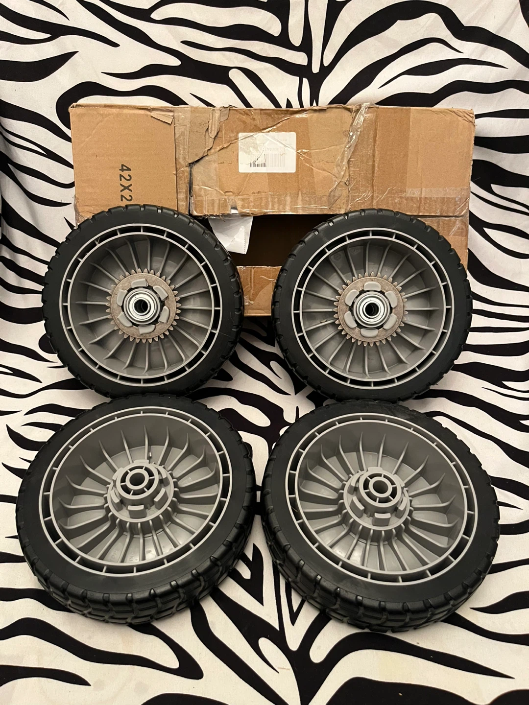 🛞 Set of 4 Replacement Wheels 🛞