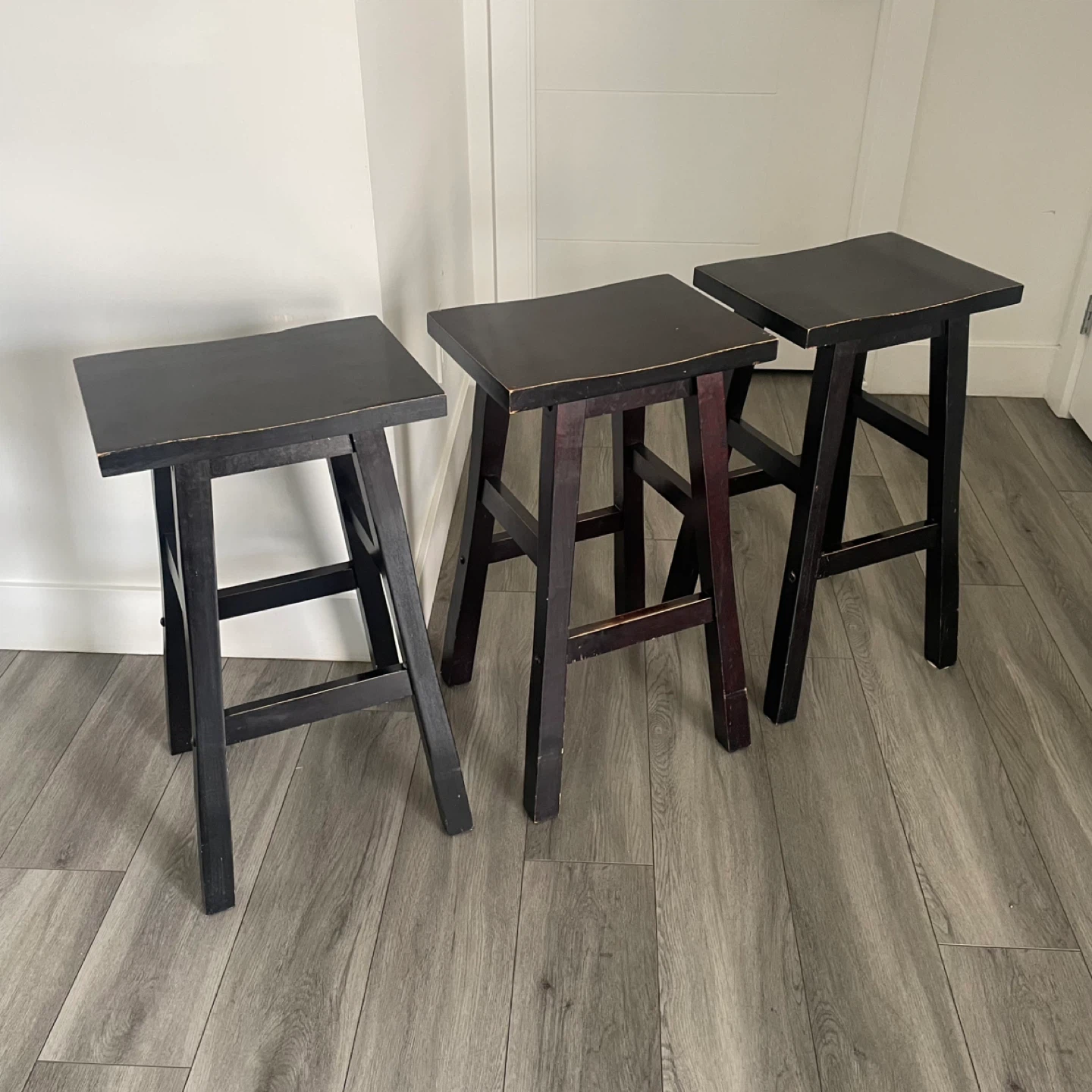 3 Bar Stools - photo 4