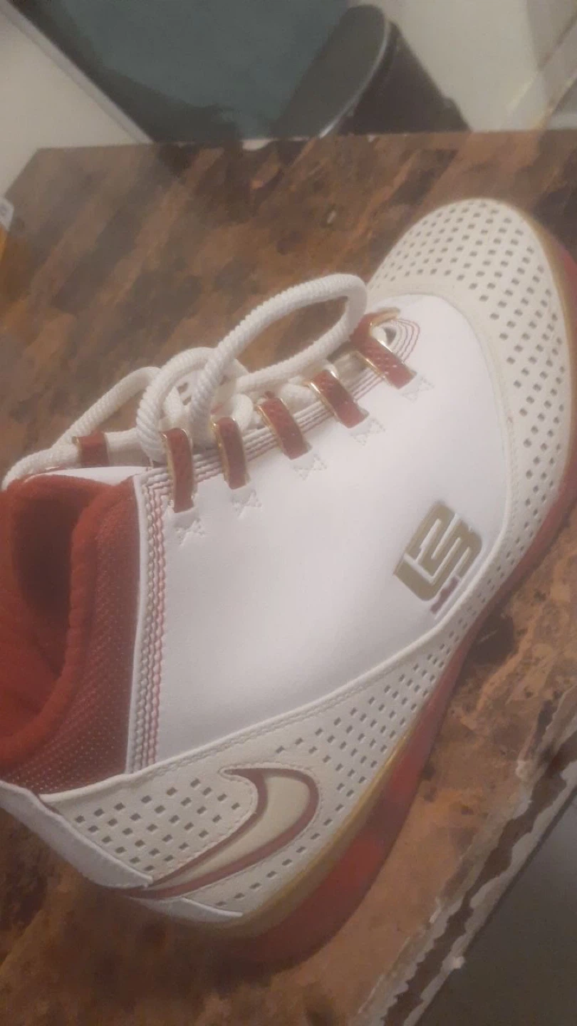 Nike LeBron Zoom Soldier 2 Colorway 'China' Shoes - photo 2