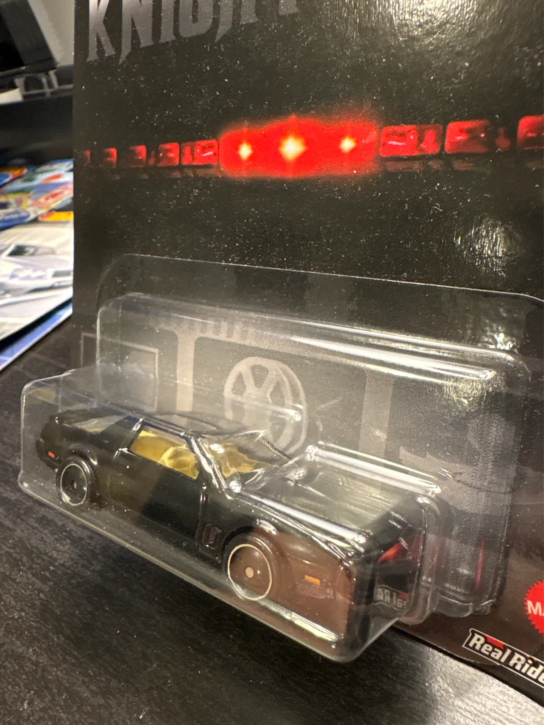 Hot Wheels Premium Knight Rider K.I.T.T. - photo 3
