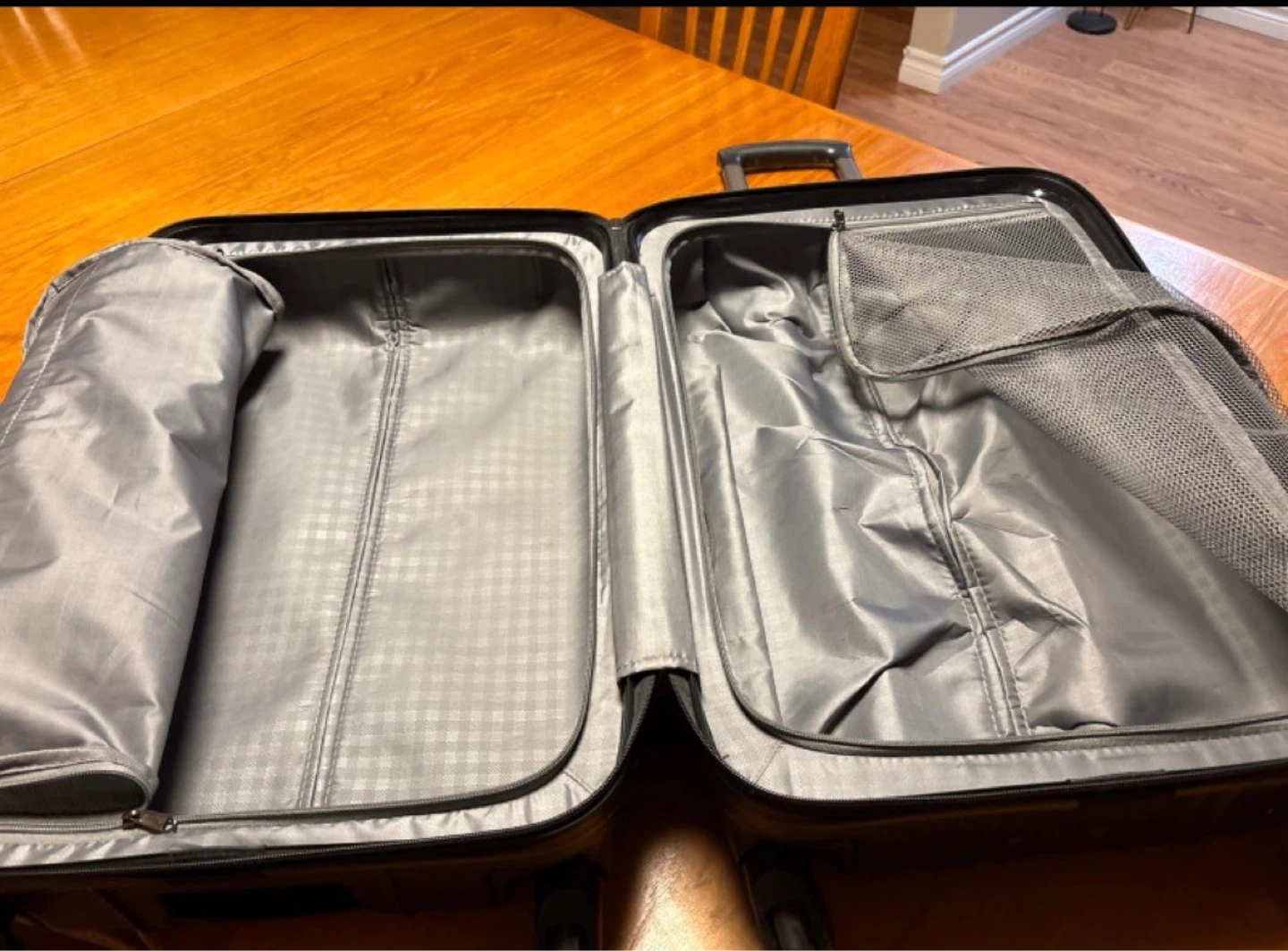 Ben Sherman Black Hardshell Spinner Luggage - photo 4