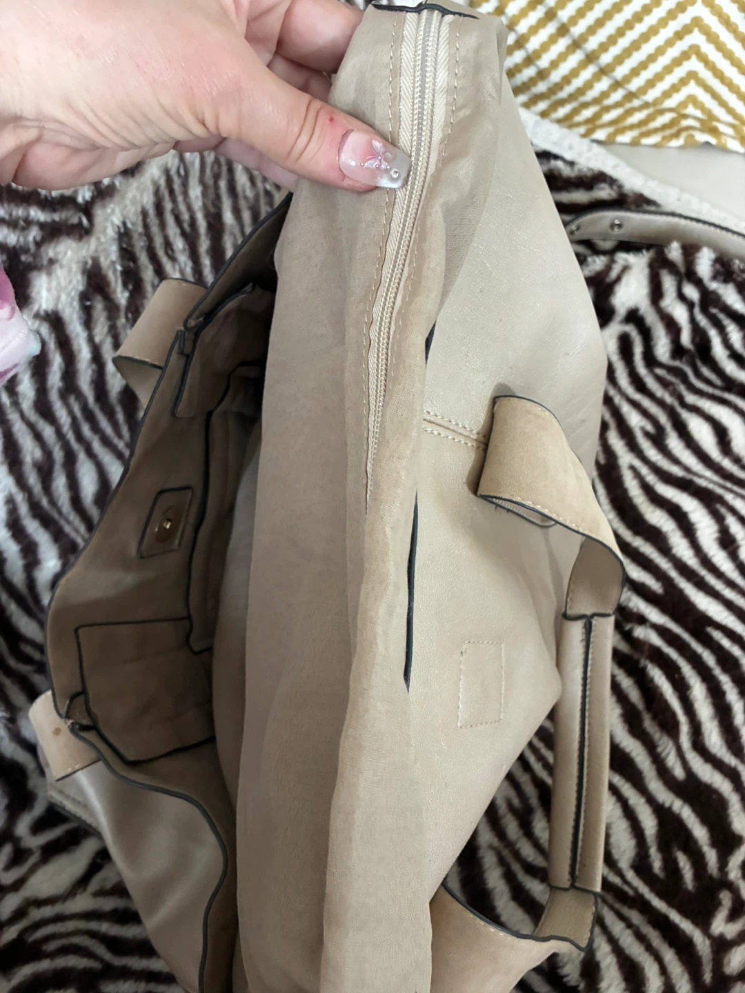 Aldo Faux Leather Tote Bag with Shoulder Strap - photo 4