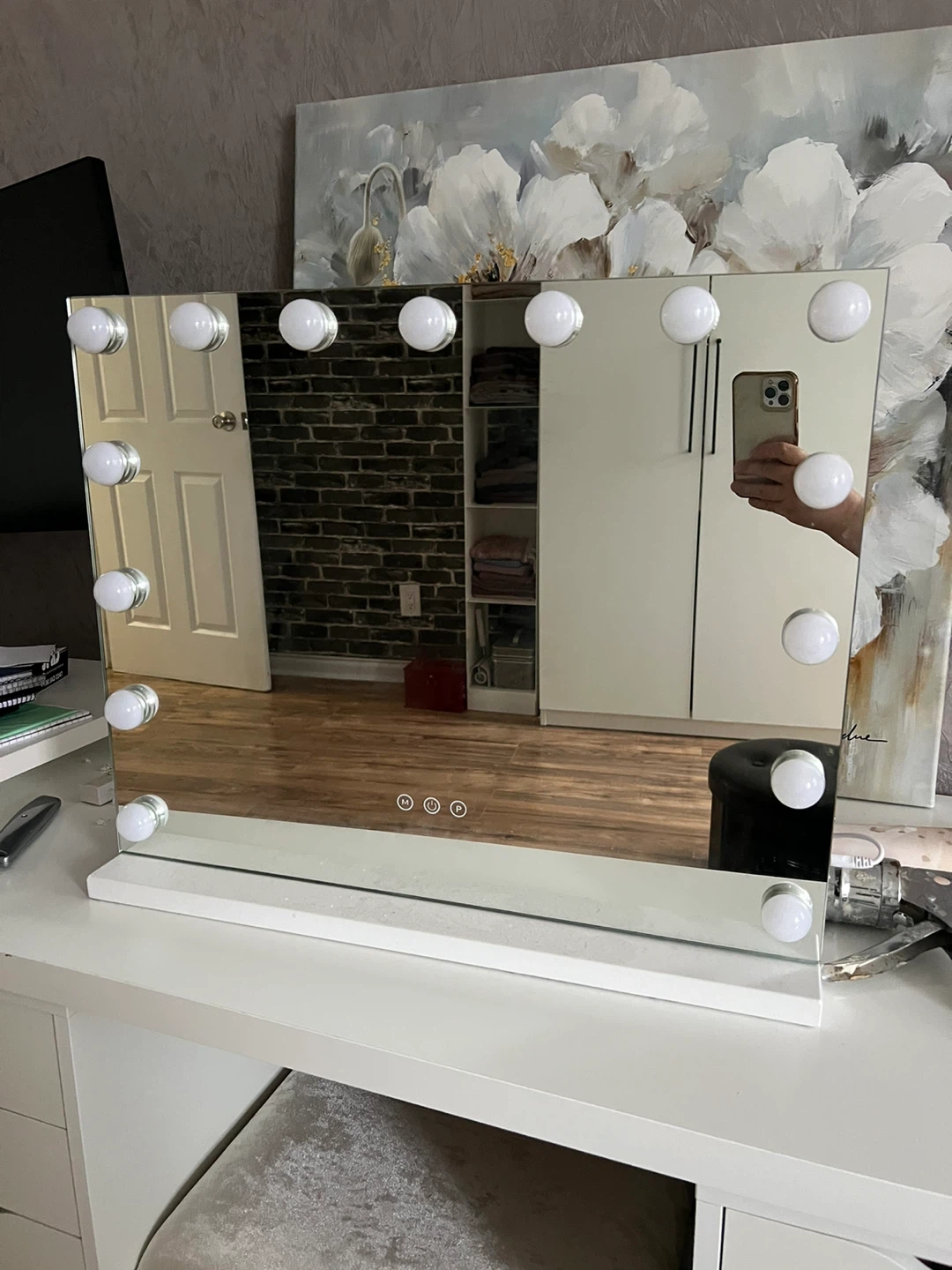 Hollywood Vanity Mirror with Lights