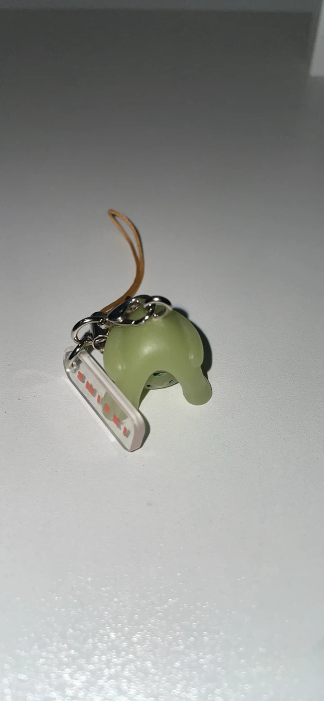Mini Smiski phone charm - photo 2