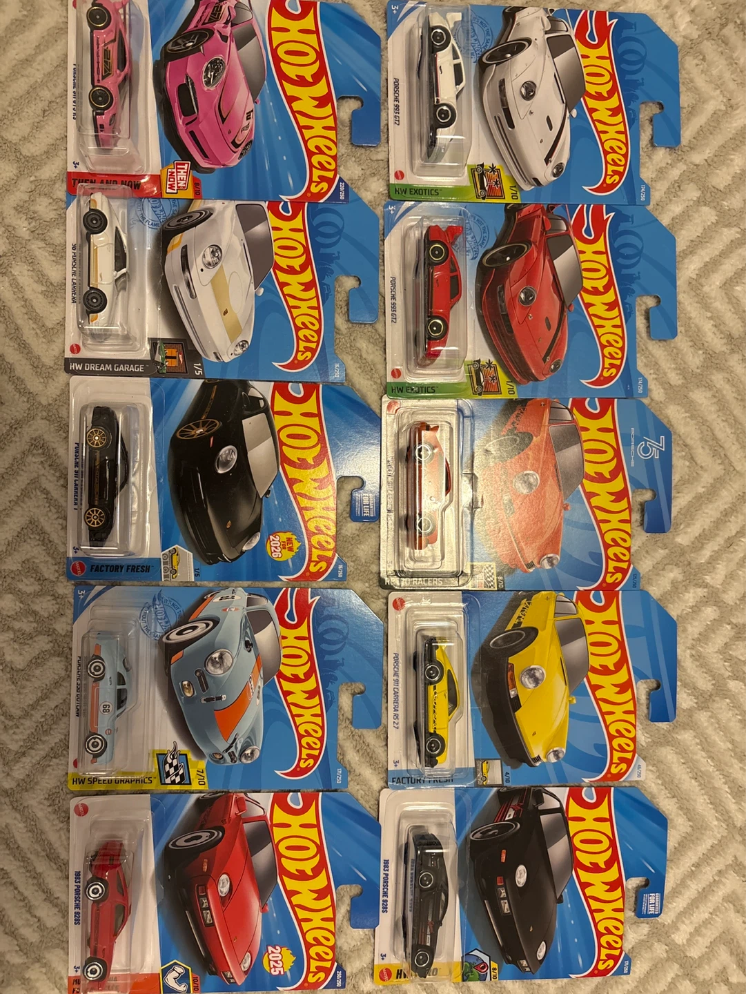 Hot Wheels Porsche Collection 10 Cars - photo 2