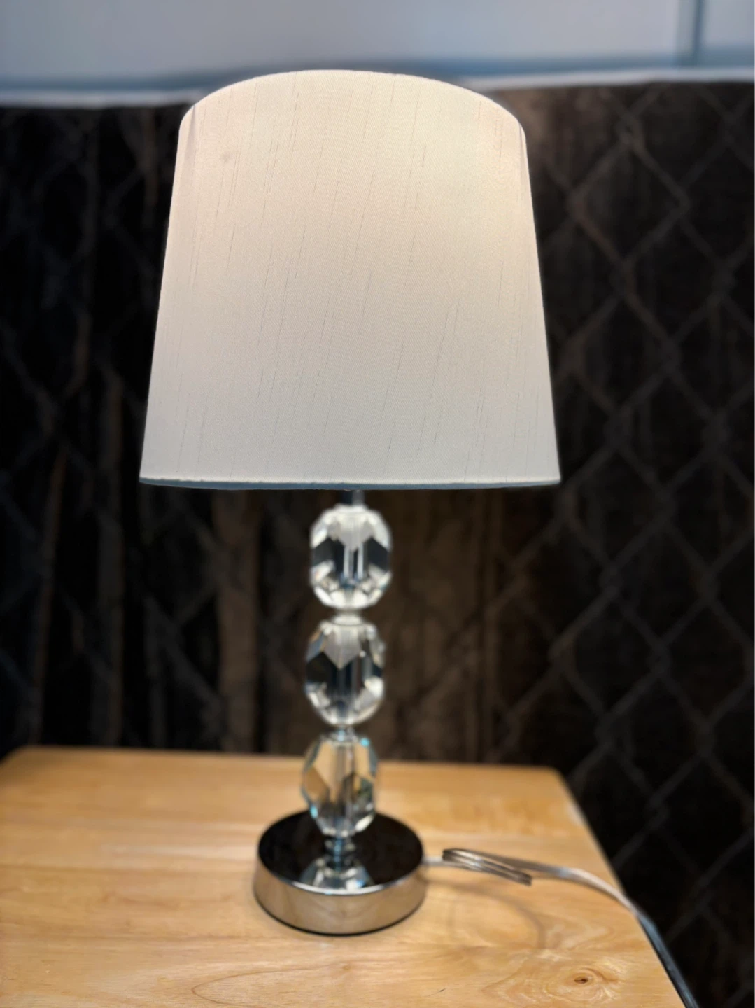 Safavieh Crystal Accent Table Lamp