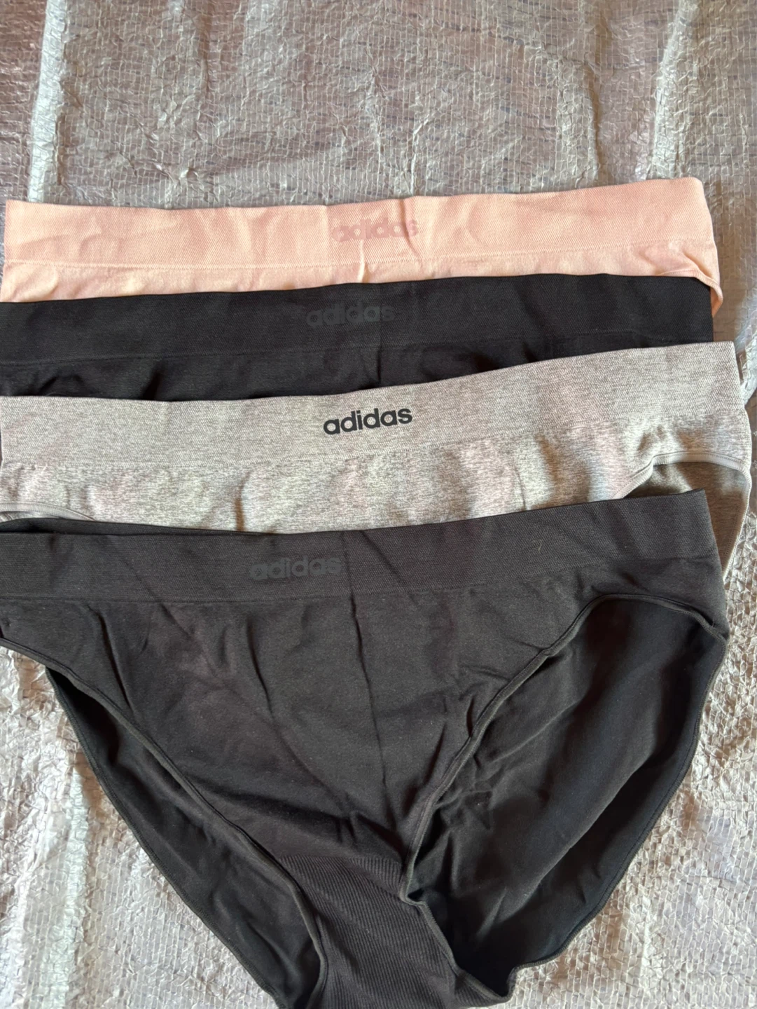 NWOT Adidas Women's 4-Pack Seamless Hipster Underwear Size L