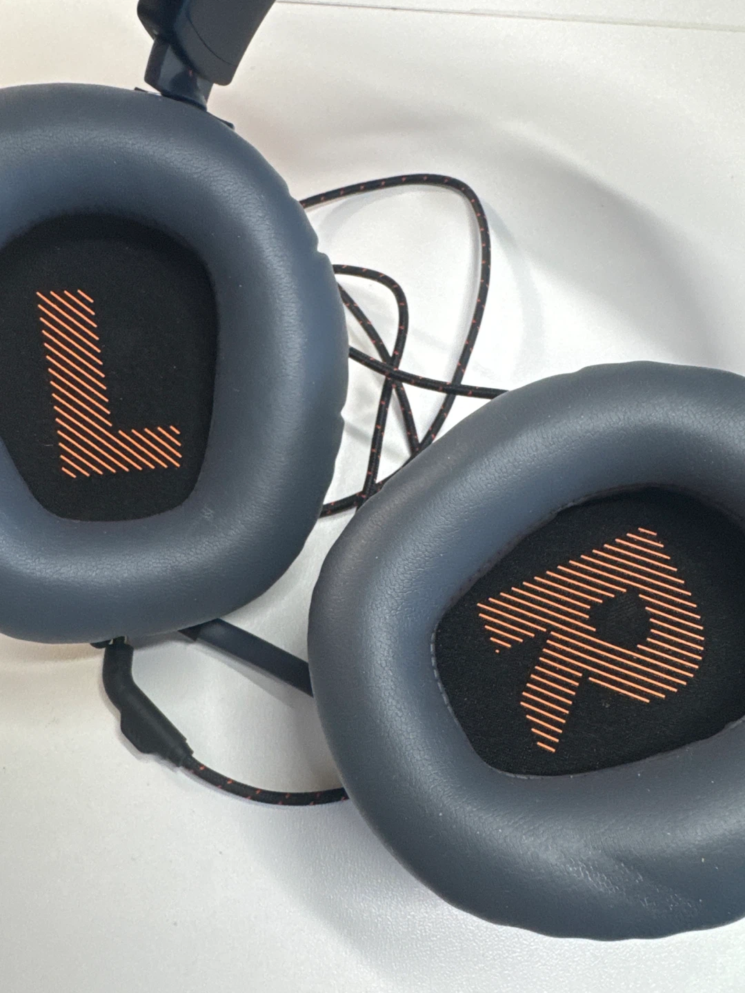 JBL Headphones - photo 2