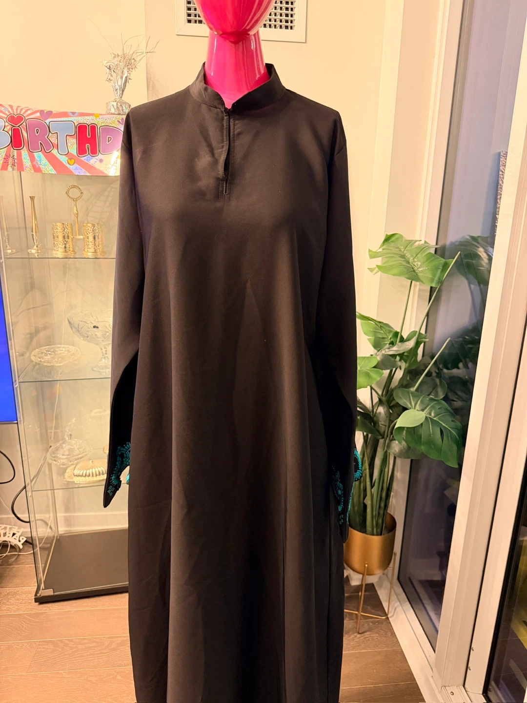Black Abaya with Teal Embroidered Cuffs - photo 5