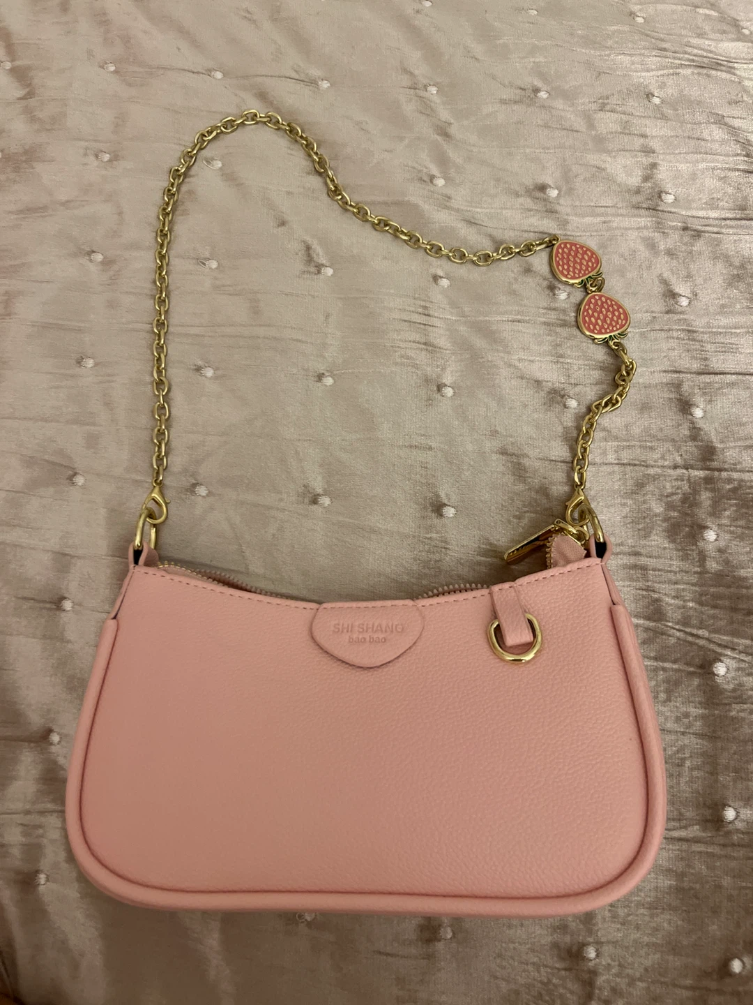 Pink Shoulder Bag with Gold Chain