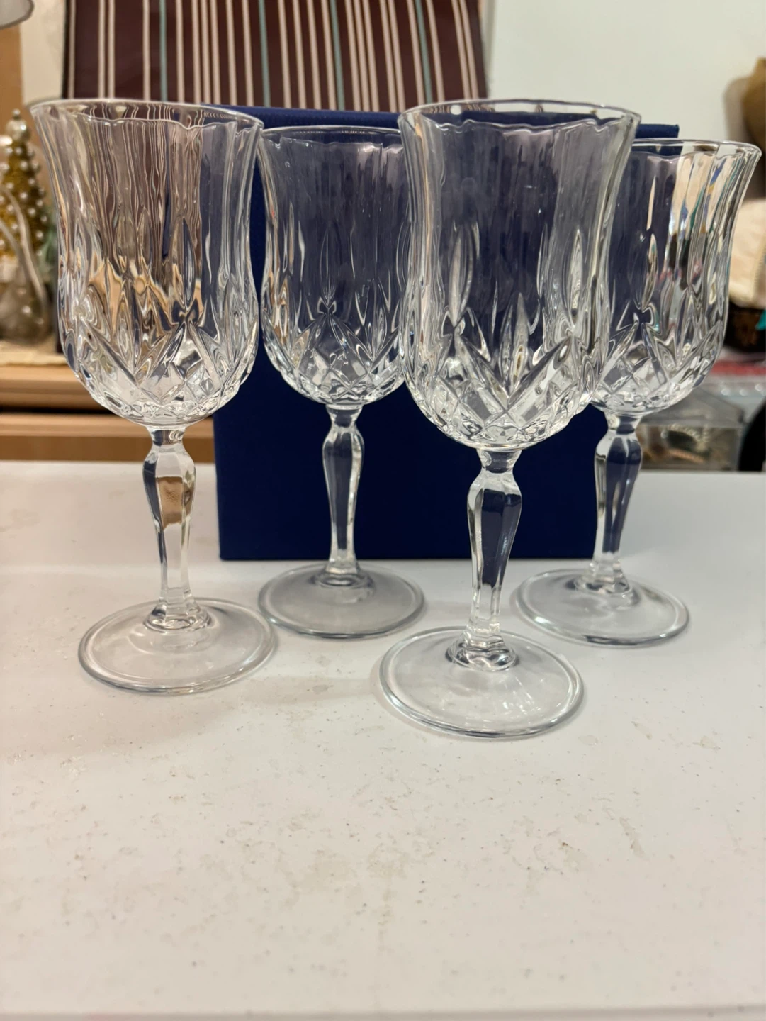 Set of 4 Crystal Wine Glasses