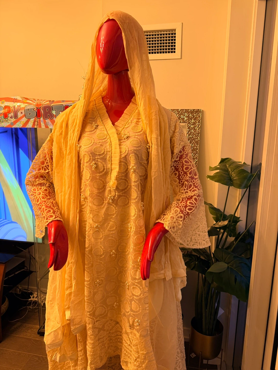 Women's Cream Lace Kurti with Dupatta - photo 2