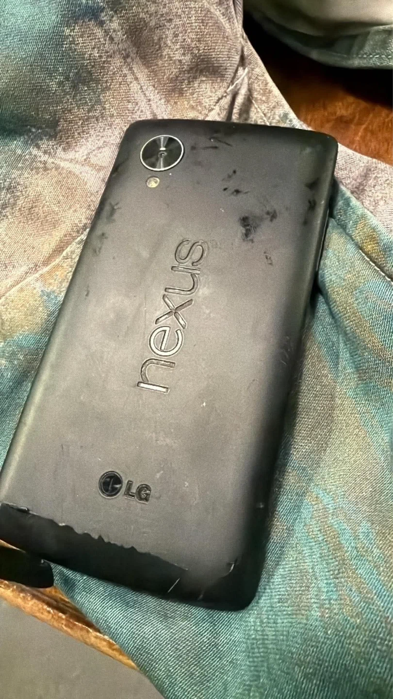 LG Nexus phone - photo 2