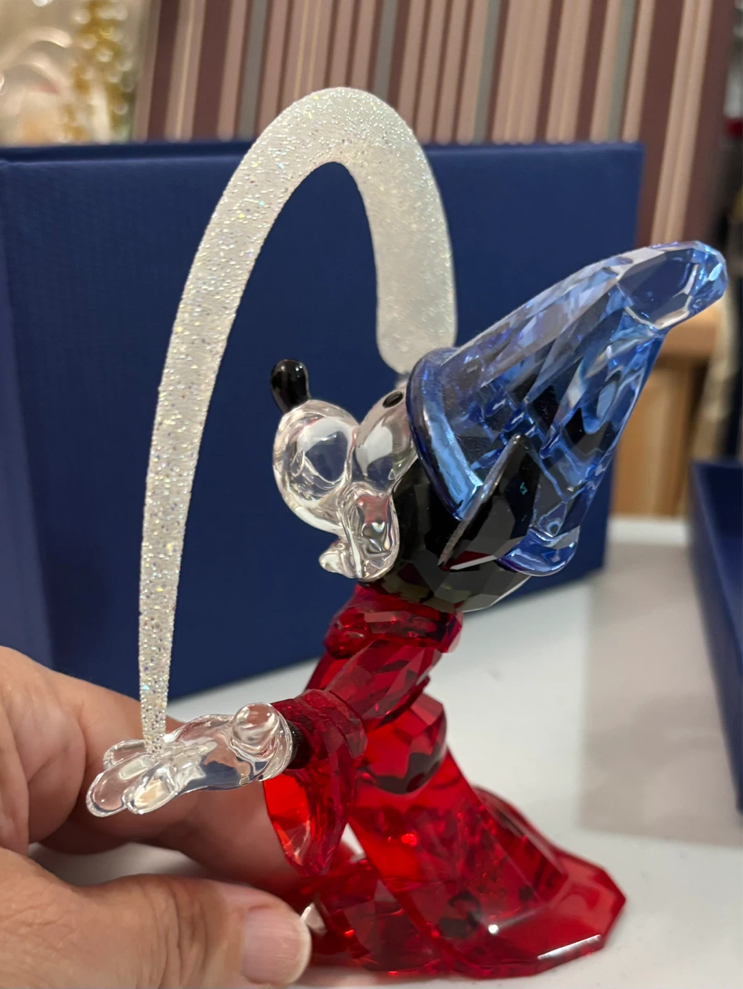 Swarovski Mickey Mouse Sorcerer Figure - photo 3