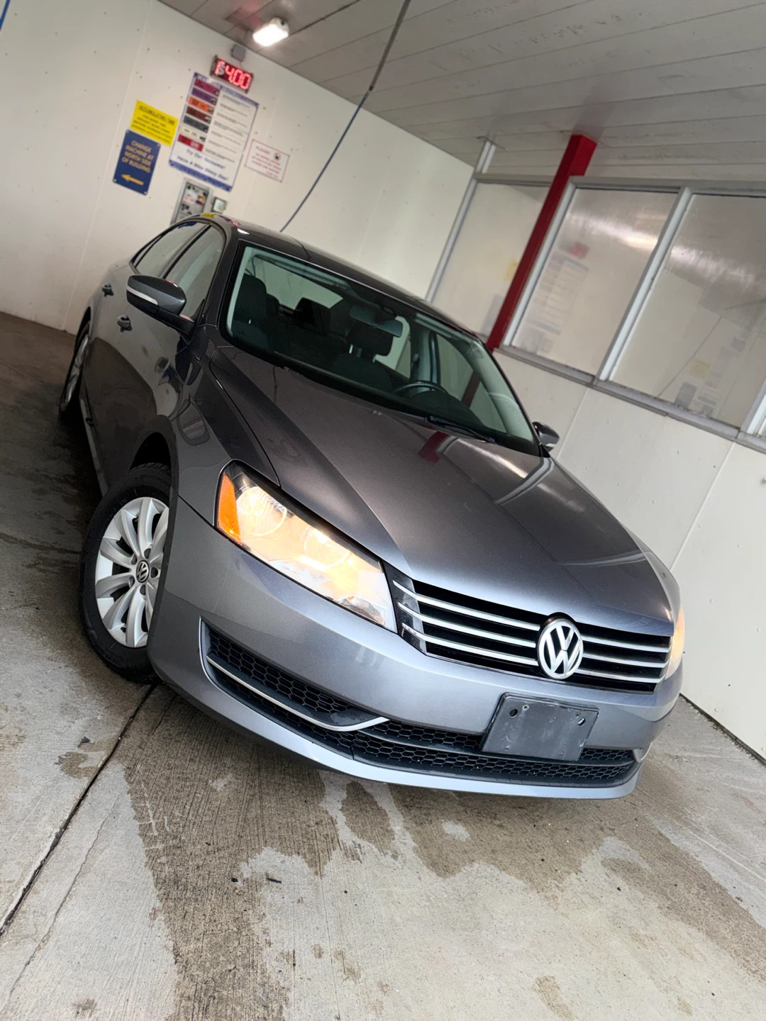 2013 Volkswagen Passat S – 145,000 km