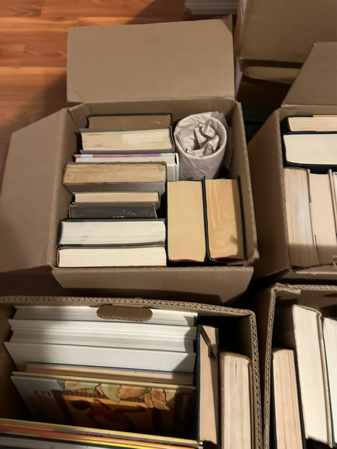 Box of assorted books - photo 2