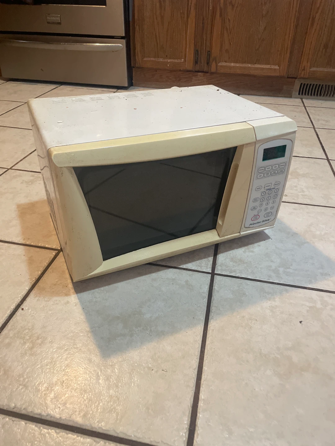 Proctor Silex Microwave Oven