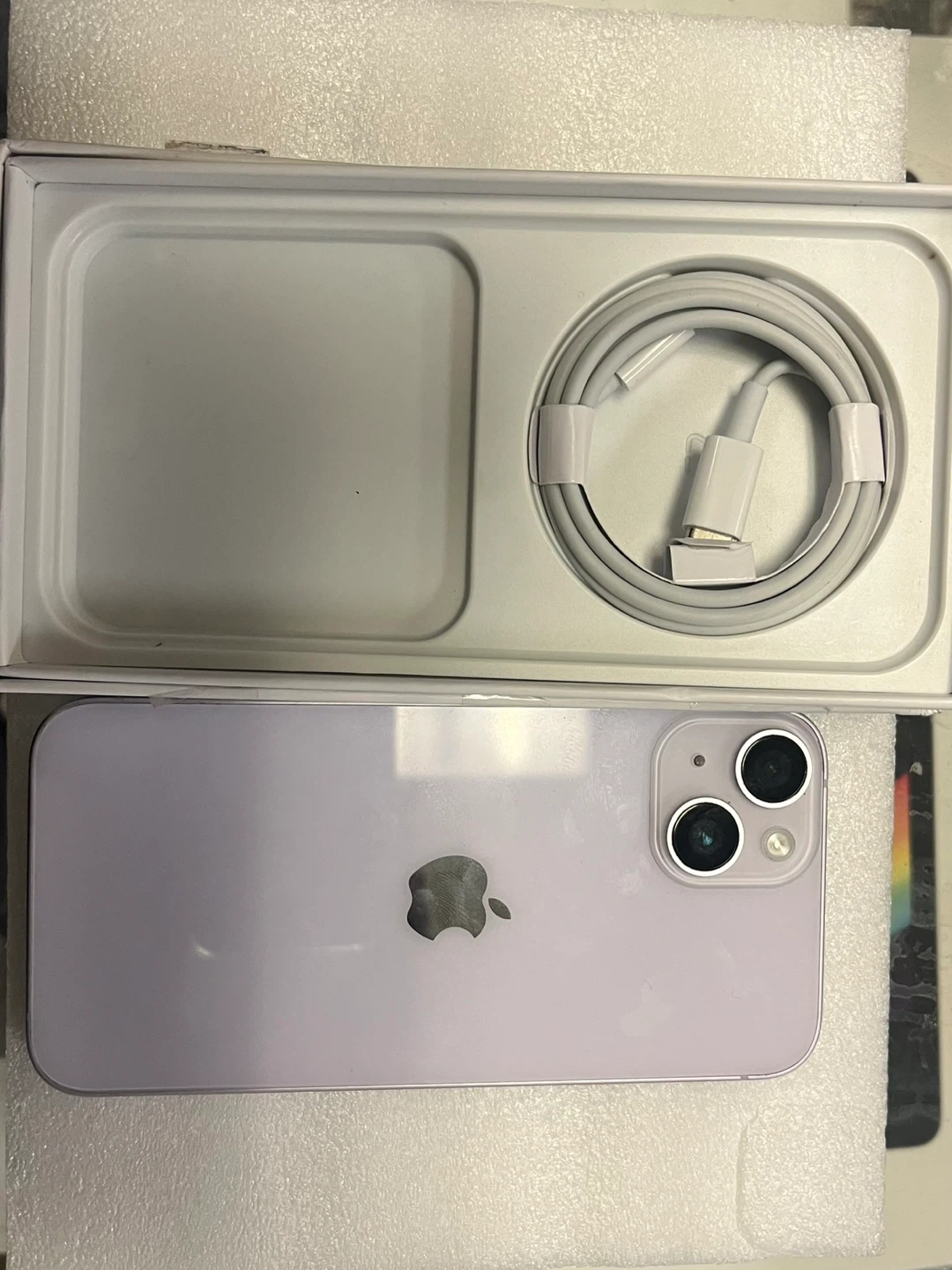 Apple iPhone 14-pink