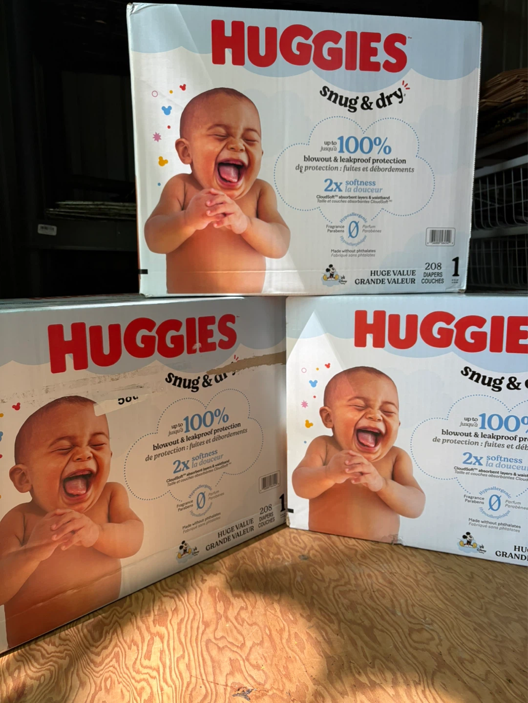 Huggies  Snug & Dry Diapers - Size 1, 208 Count