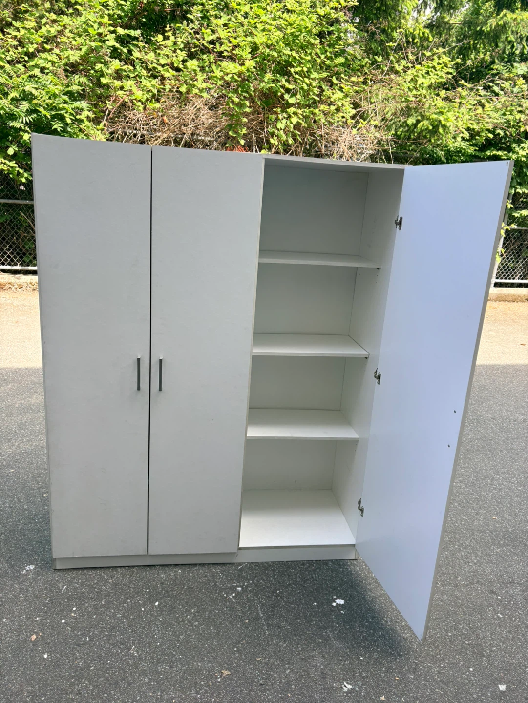 Wardrobe - photo 3