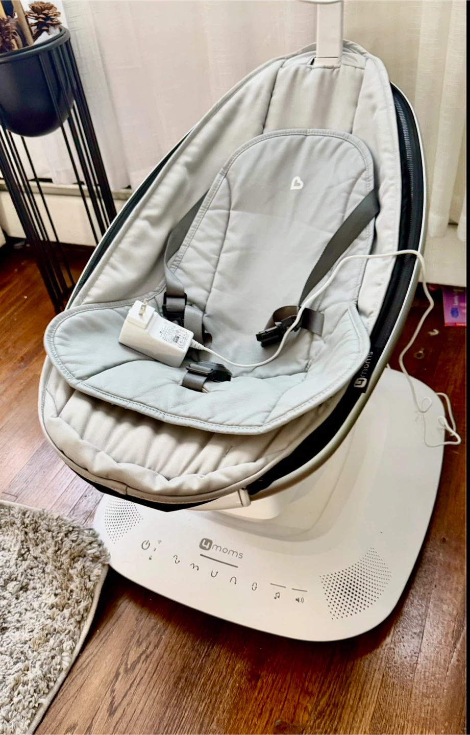 4moms MamaRoo Baby Swing - Grey