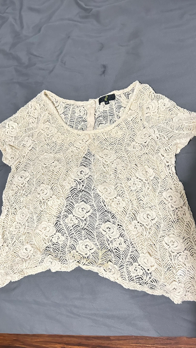 Cream Lace Top - photo 2
