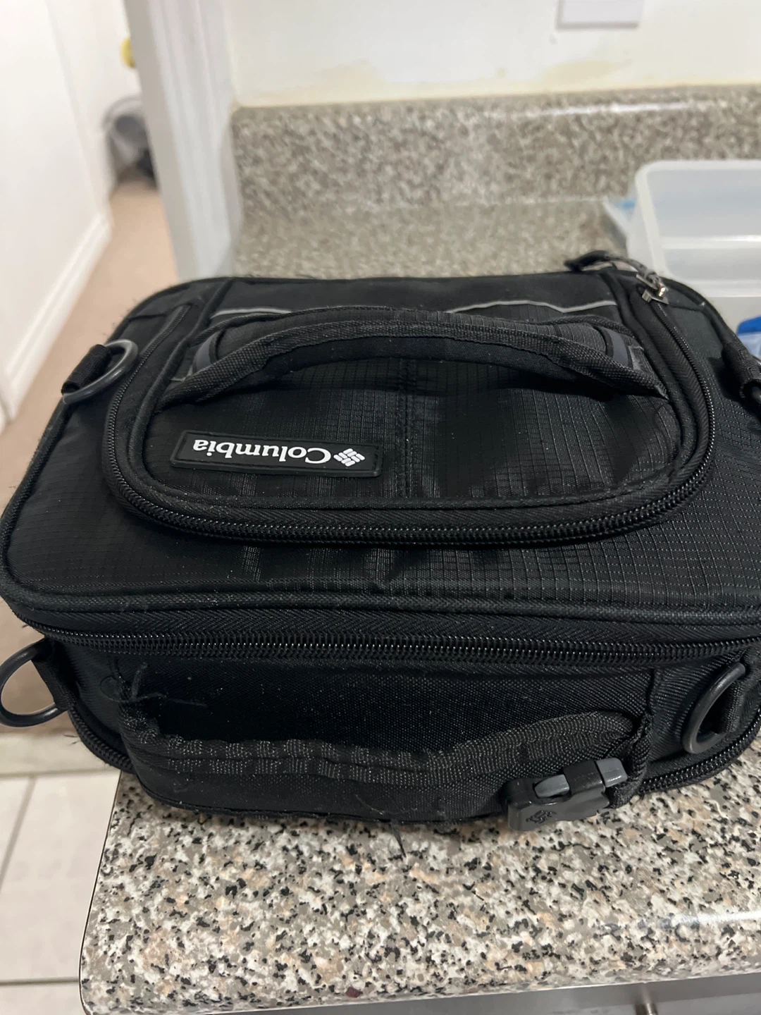 Columbia Insulated Lunch Bag with Sistema Containers