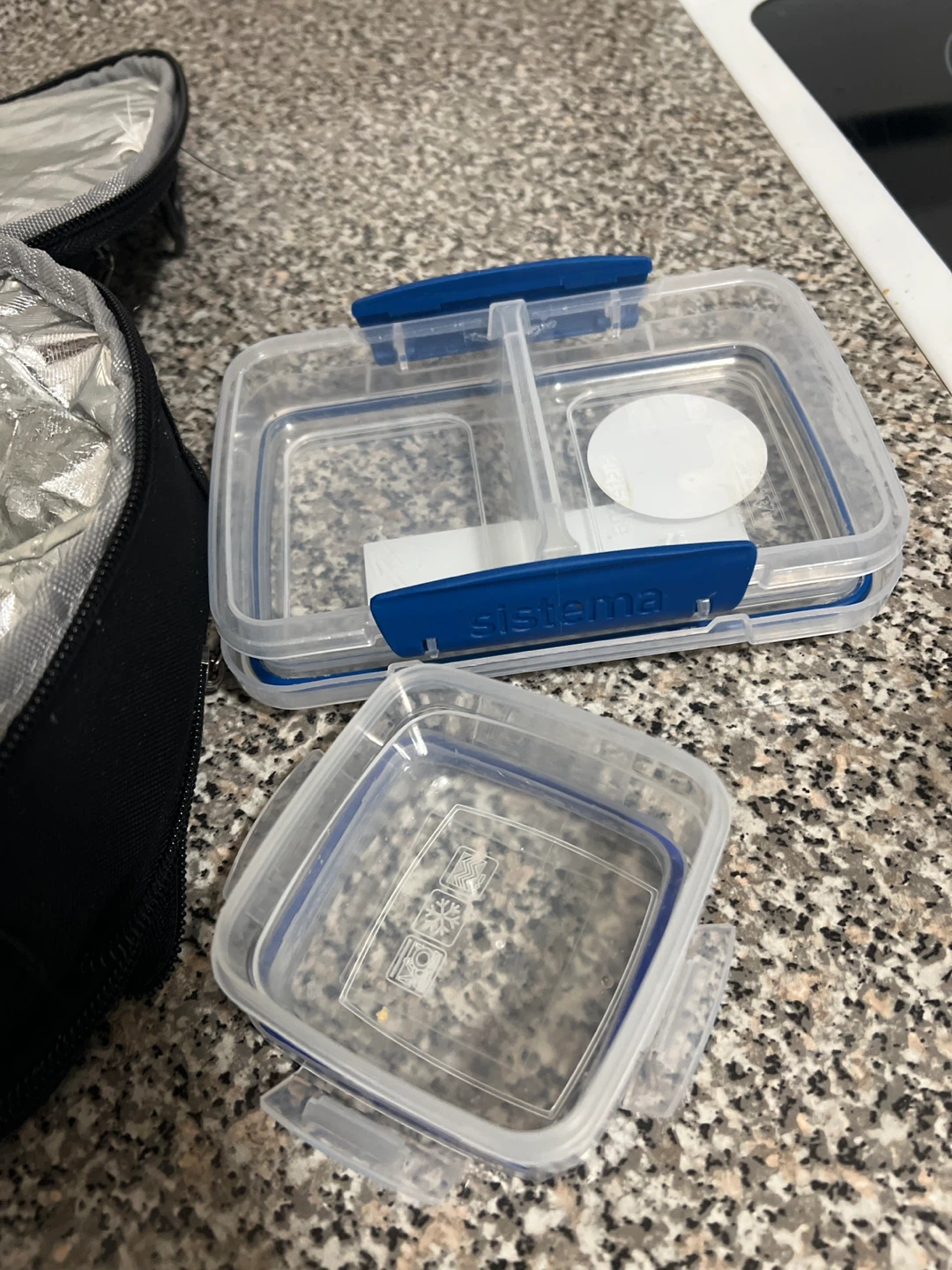 Columbia Insulated Lunch Bag with Sistema Containers - photo 3
