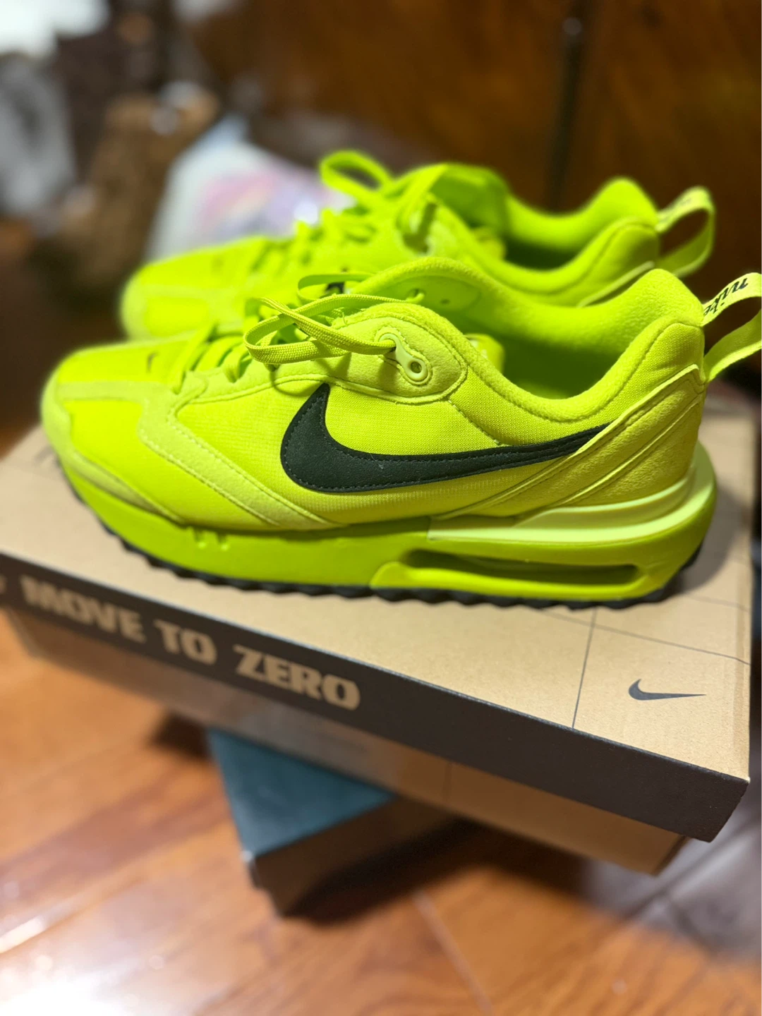 Nike Air Max "Move to Zero" Neon Running Shoes - photo 3