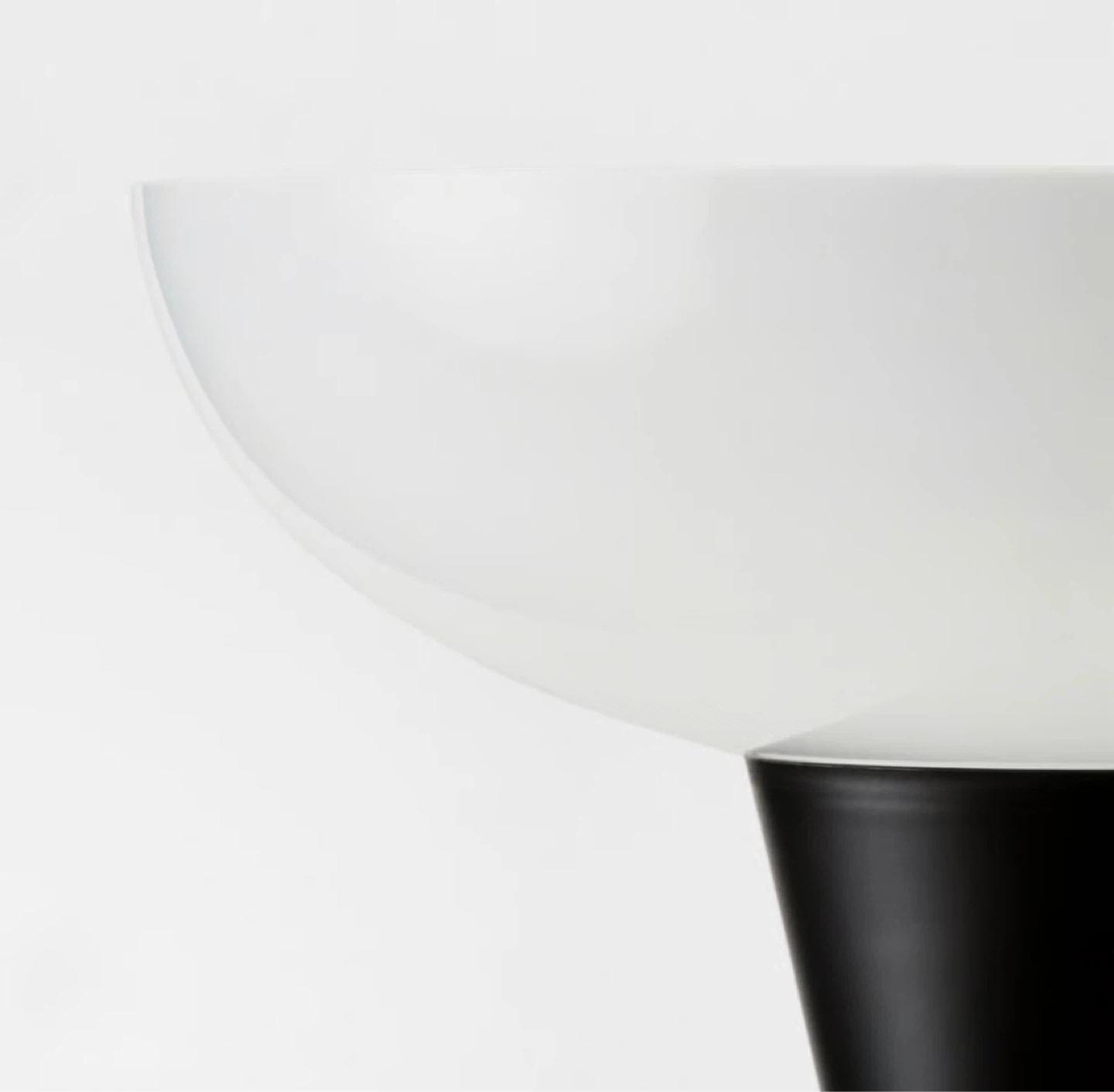 Floor uplighter/reading lamp, black/white - photo 3