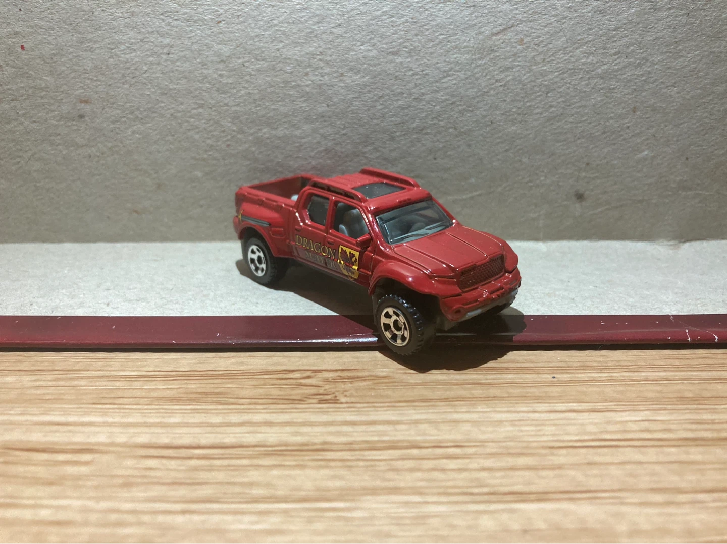 Matchbox Loose / Badlander / Burgundy