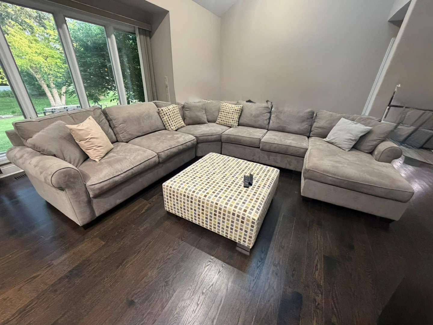 Large Sectional Sofa with Ottoman - photo 2