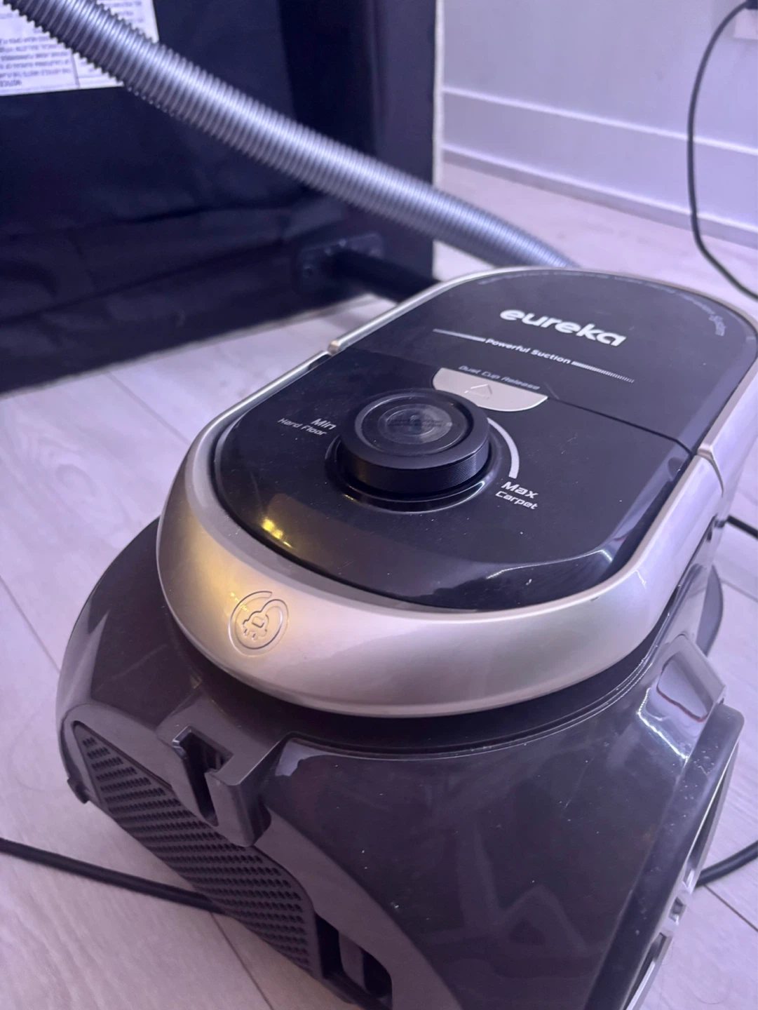 Eureka Canister Vacuum – Pet Pal Turbo | HEPA Filtration