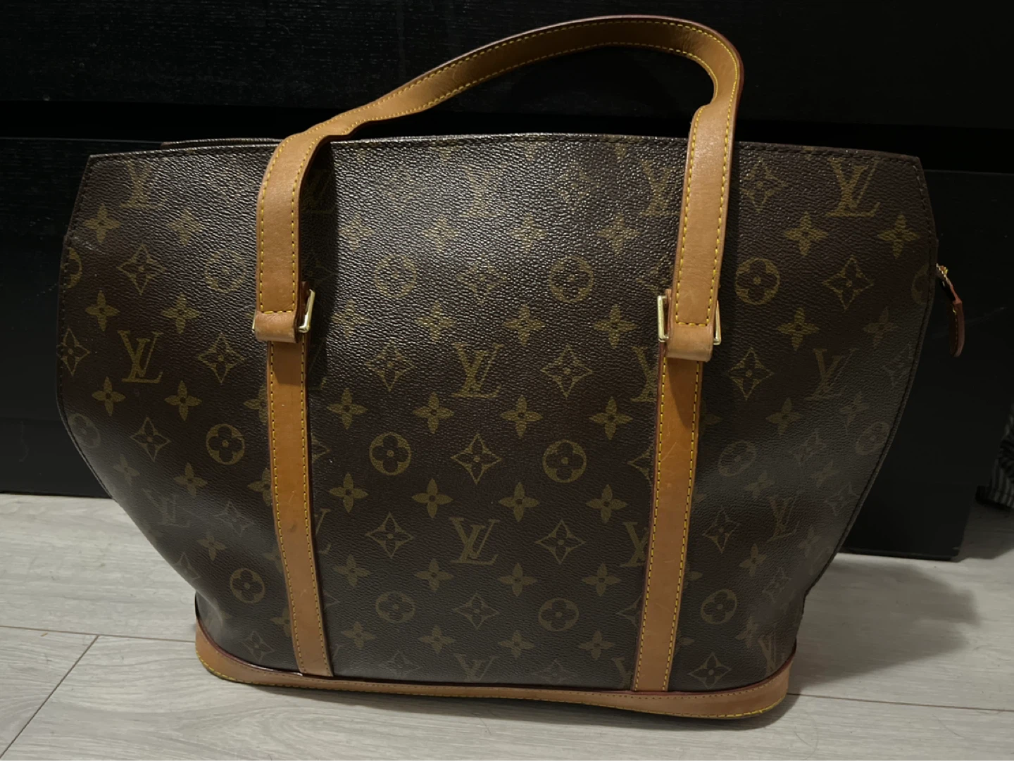 Louis Vuitton Monogram Tote Bag