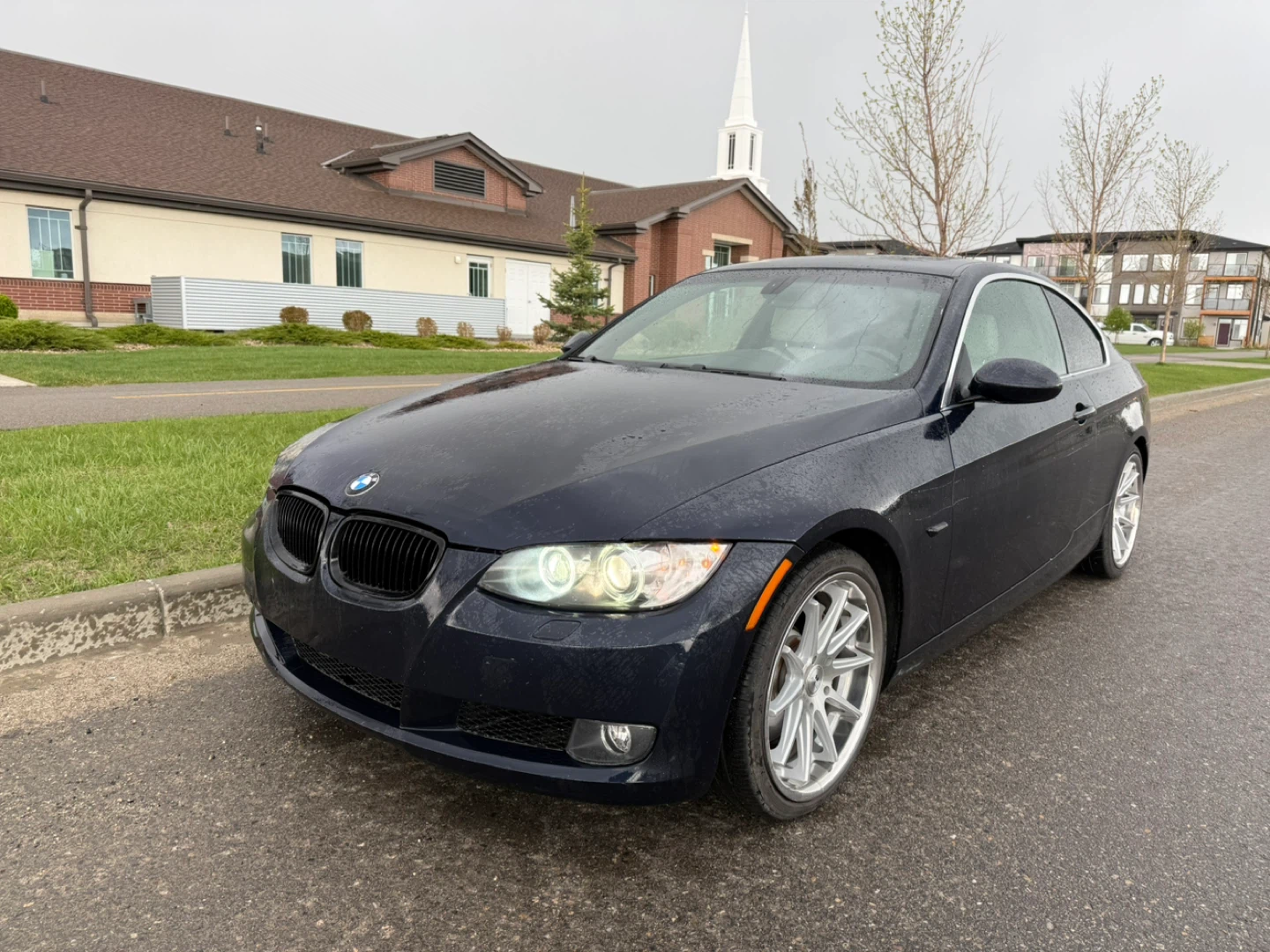 BMW 335i x drive coupe - photo 2