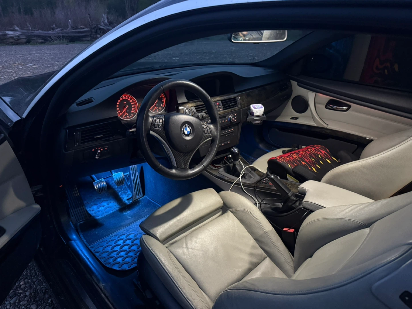 BMW 335i x drive coupe - photo 3