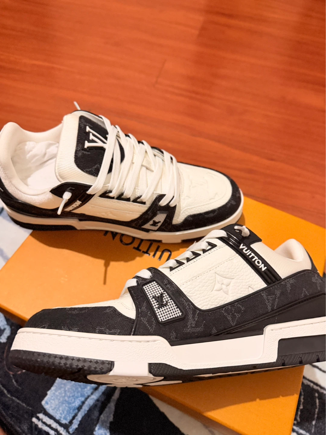 Louis Vuitton Men's Sneakers