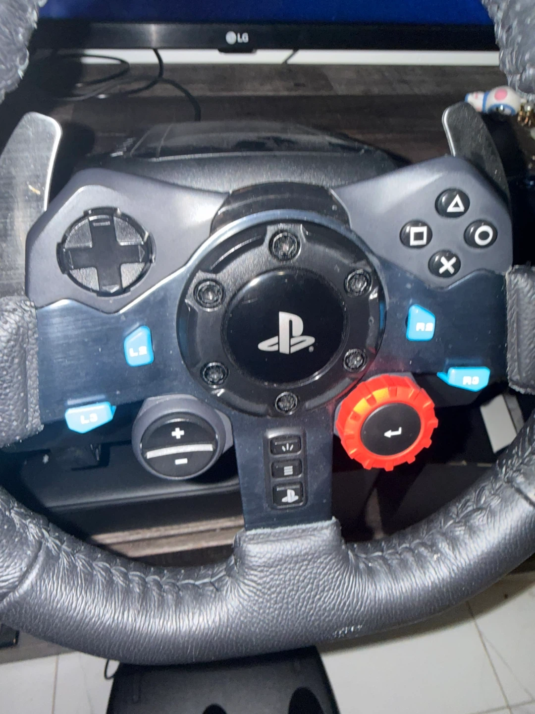 Logitech G29 Driving Force Racing Wheel and Pedals - photo 4